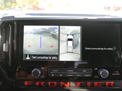 Used 2025 Nissan Frontier PRO-4X w/ Pro Premium Package AWD/4WD image 19