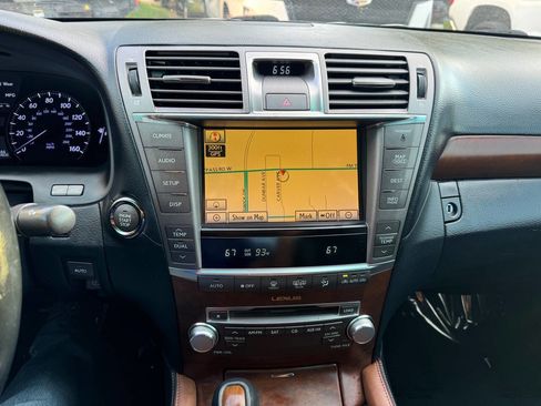 Used 2011 Lexus LS 460 w/ Touring Edition RWD image 17
