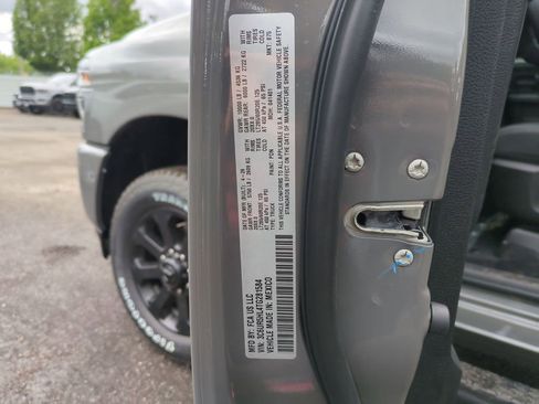 New 2026 RAM 2500 Tradesman AWD/4WD image 28