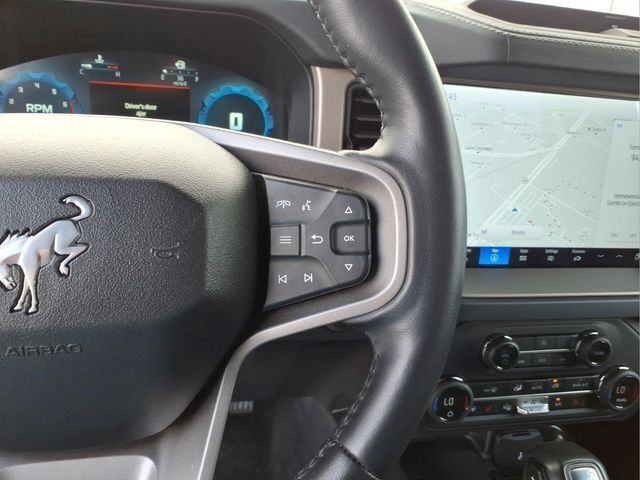 Used 2025 Ford Bronco Outer Banks AWD/4WD image 25