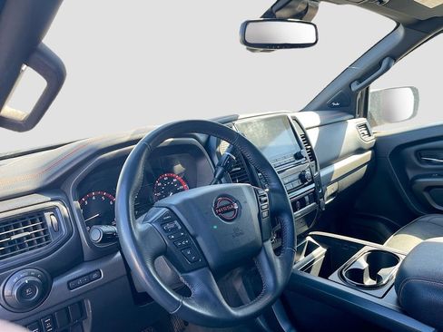 Used 2020 Nissan Titan PRO-4X w/ Pro-4x Utility Package AWD/4WD image 9