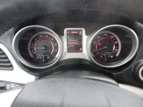 Used 2015 Dodge Journey Limited w/ Sun/Sound & Wheel Group image 18