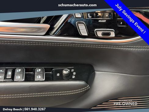 Used 2023 Jeep Grand Wagoneer Series II AWD/4WD image 27