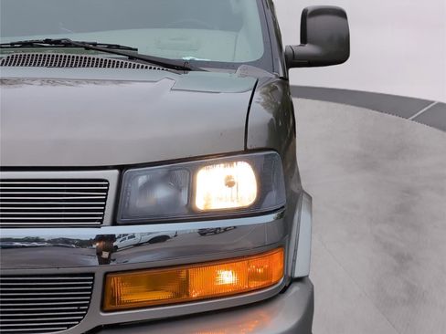 Used 2022 Chevrolet Express 2500 Extended w/ Enhanced Convenience Package image 34