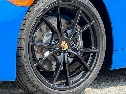 Certified 2025 Porsche 718 Cayman RWD image 13