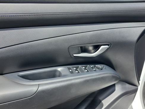 Certified 2025 Hyundai Santa Cruz SEL FWD image 14