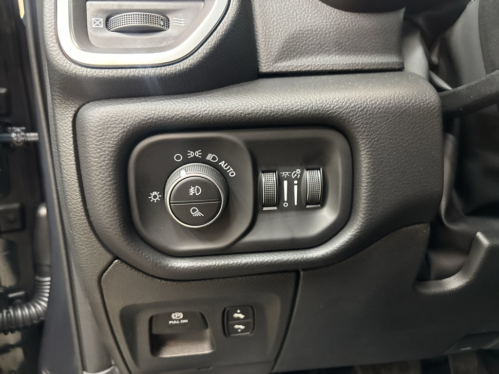 New 2027 RAM 1500 Laramie w/ Sport Appearance Package AWD/4WD image 22