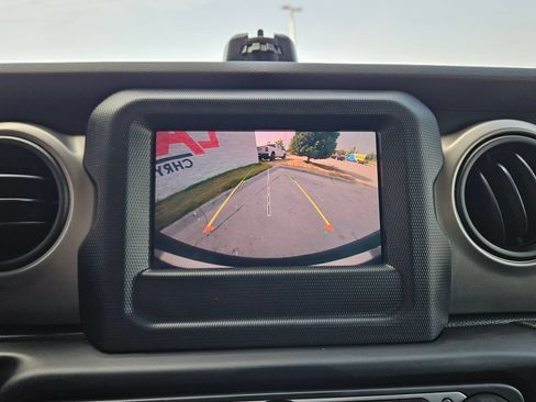 Used 2020 Jeep Wrangler Unlimited Sport S AWD/4WD image 33