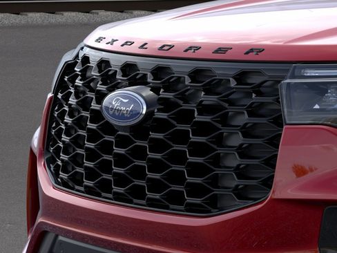 New 2026 Ford Explorer ST-Line w/ ST-Line Street Pack AWD/4WD image 18