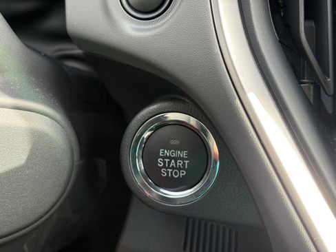 Certified 2024 Subaru Crosstrek 2.0i Premium image 18