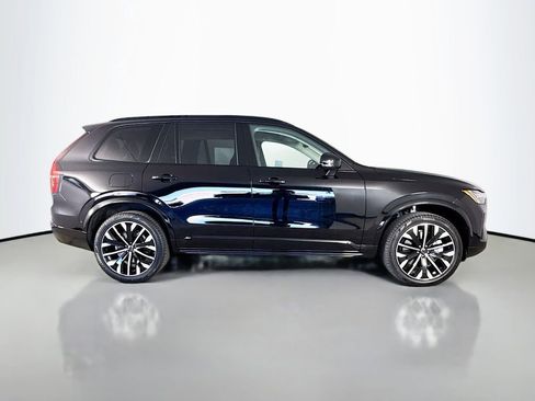 New 2026 Volvo XC90 T8 Ultra w/ Protection Package AWD/4WD image 8