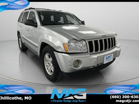 Used 2007 Jeep Grand Cherokee Laredo AWD/4WD image 1