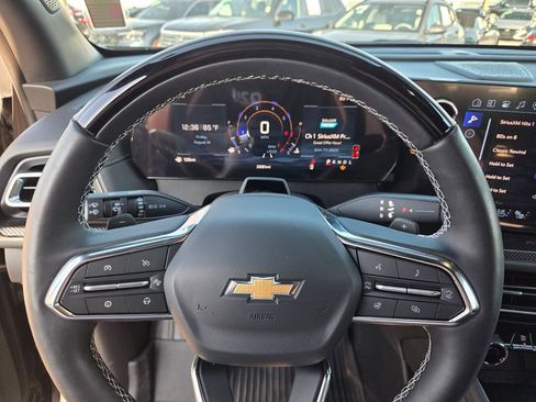 Used 2026 Chevrolet Traverse High Country w/ LPO, Floor Liner Package FWD image 32