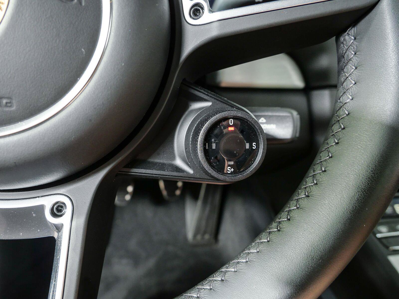 Certified 2024 Porsche 718 Cayman GTS RWD image 11