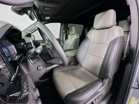 Used 2025 Chevrolet Silverado 1500 ZR2 w/ Technology Package image 21