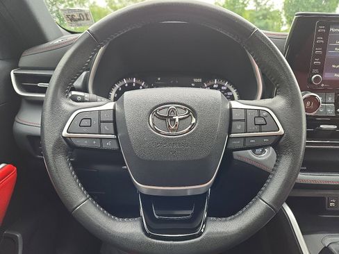 Used 2022 Toyota Highlander XSE w/ Protection Package #3 (TMS) image 18
