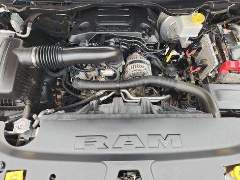 Used 2019 RAM 1500 Big Horn AWD/4WD image 31