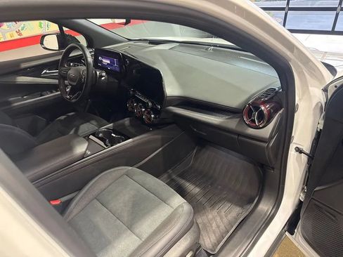 Used 2024 Chevrolet Blazer EV RS AWD/4WD image 38