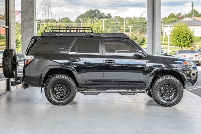 Used 2022 Toyota 4Runner TRD Off-Road Premium w/ Moonroof Package AWD/4WD image 56
