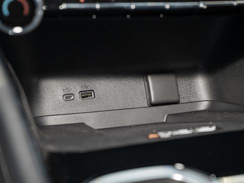 New 2026 Chevrolet Traverse LT w/ Driver Confidence Package image 28