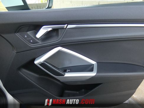 Used 2020 Audi Q3 2.0T Premium AWD/4WD image 34