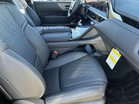 New 2026 INFINITI QX80 Autograph AWD/4WD image 13