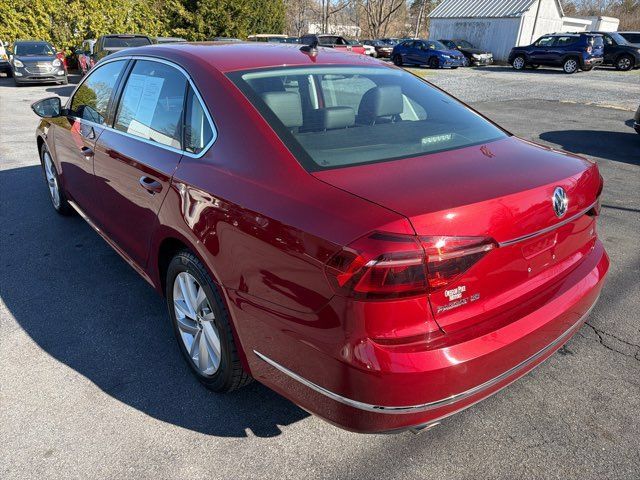 Used 2018 Volkswagen Passat 2.0T SE FWD image 9