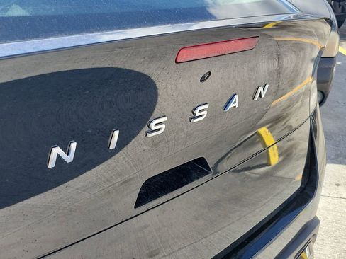 New 2026 Nissan Leaf FWD image 5