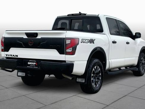 Used 2024 Nissan Titan PRO-4X w/ Pro-4x Convenience Package image 12