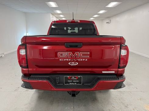New 2026 GMC Canyon Elevation image 6