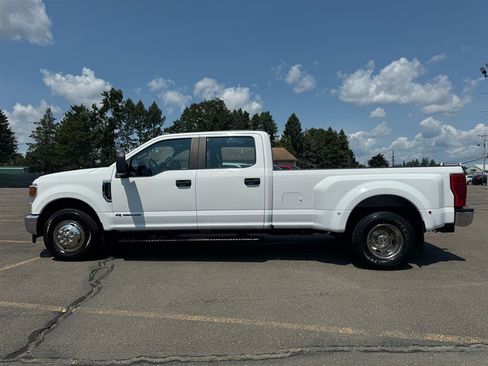 Used 2021 Ford F350 XL w/ Power Equipment Group RWD image 2