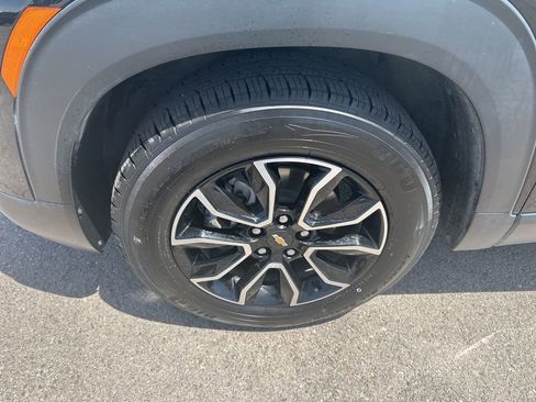 Used 2021 Chevrolet TrailBlazer ACTIV w/ Sun and Liftgate Package AWD/4WD image 15