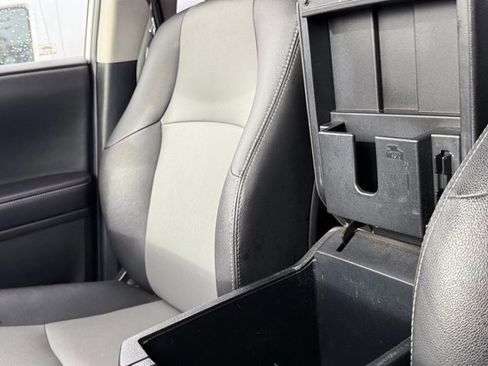 Used 2018 Toyota 4Runner SR5 image 21