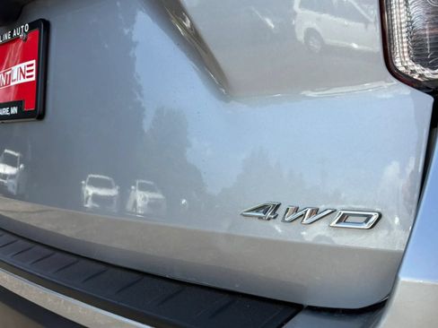 Used 2023 Ford Explorer XLT w/ Equipment Group 202A AWD/4WD image 42