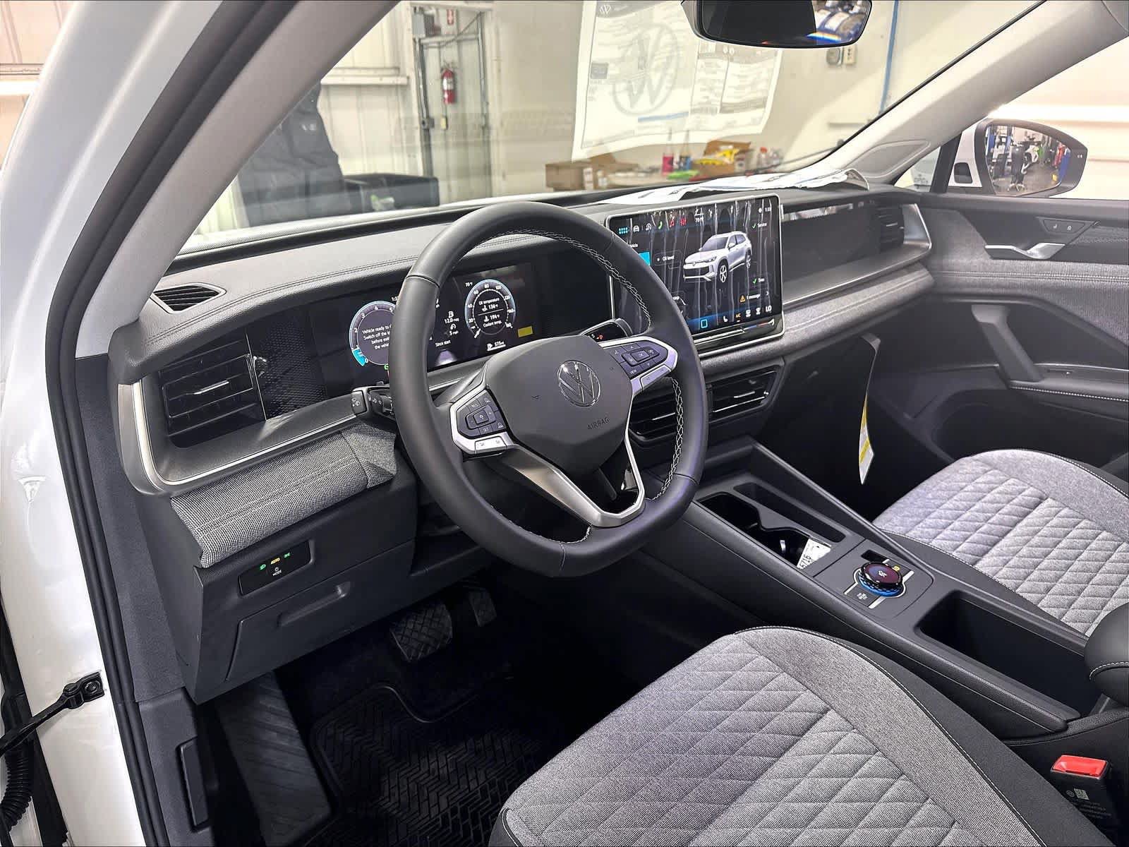 New 2026 Volkswagen Tiguan S FWD image 7