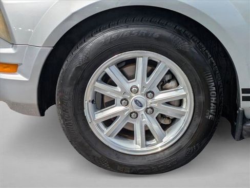 Used 2009 Ford Mustang Coupe RWD image 21