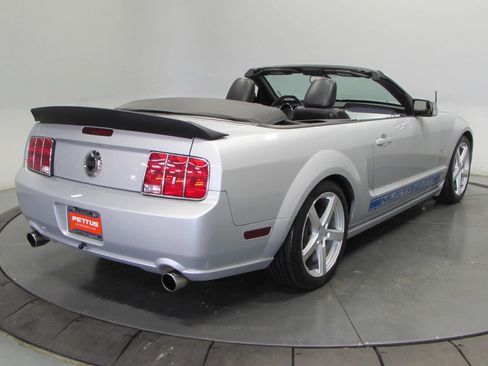 Used 2007 Ford Mustang GT RWD image 15