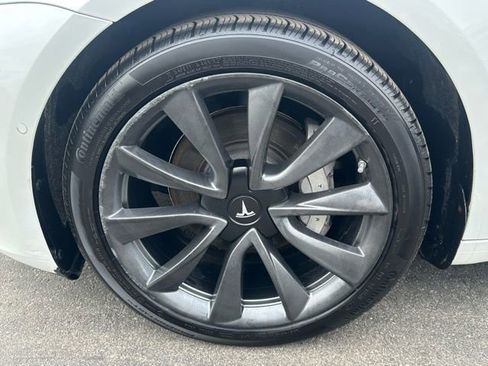 Used 2020 Tesla Model 3 Performance image 10