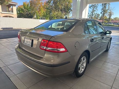 Used 2004 Saab 9-3 Linear image 4