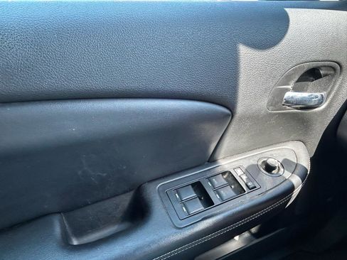 Used 2012 Chrysler 200 Limited FWD image 25