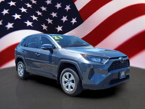 Certified 2021 Toyota RAV4 LE AWD/4WD image 1