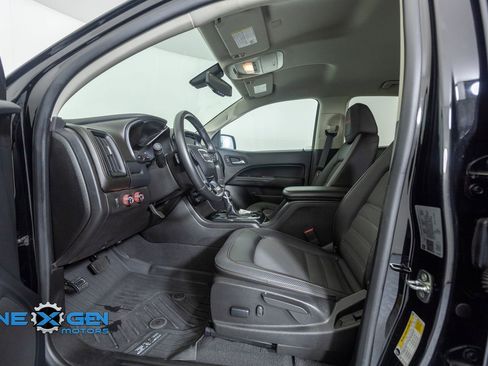 Used 2022 GMC Canyon AT4 AWD/4WD image 11