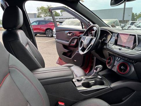 Used 2022 Chevrolet Blazer RS w/ Enhanced Convenience Package AWD/4WD image 18
