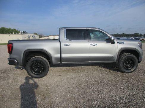 New 2026 GMC Sierra 1500 SLT w/ SLT Convenience Package AWD/4WD image 4