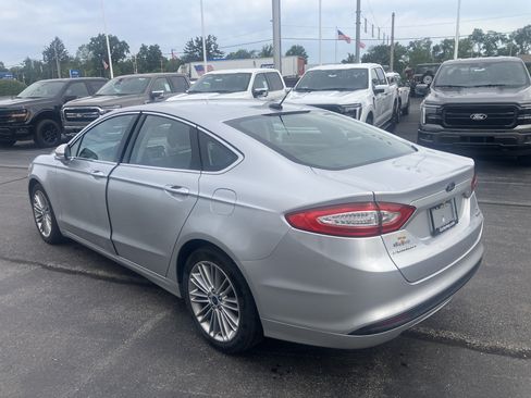Used 2013 Ford Fusion SE FWD image 5