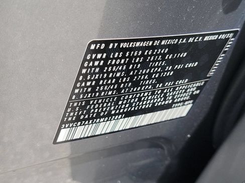 Used 2024 Volkswagen Tiguan SE R-Line FWD image 30