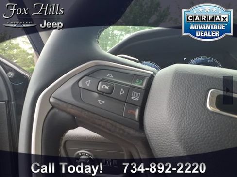 Certified 2023 Jeep Grand Cherokee Limited AWD/4WD image 17