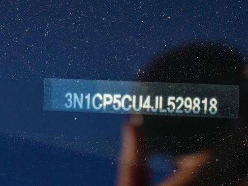 Used 2018 Nissan Kicks S image 26