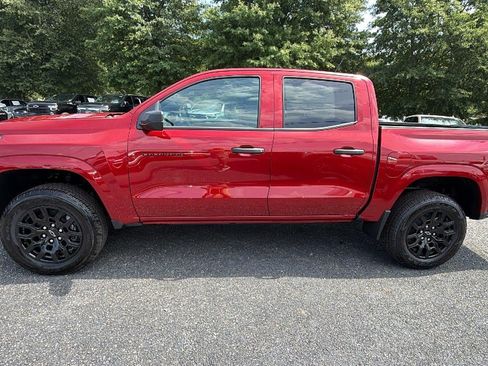 New 2026 Chevrolet Colorado W/T w/ WT Custom Package RWD image 11