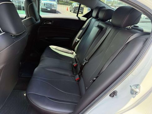 Used 2022 Acura ILX w/ Premium Package FWD image 12